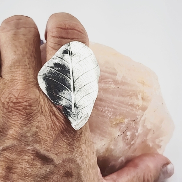 EMBOSSE PRESS REAL LEAF RING HANDMADE  STERLING SILVER METAL SIZE 6.5 - Picture 7 of 9